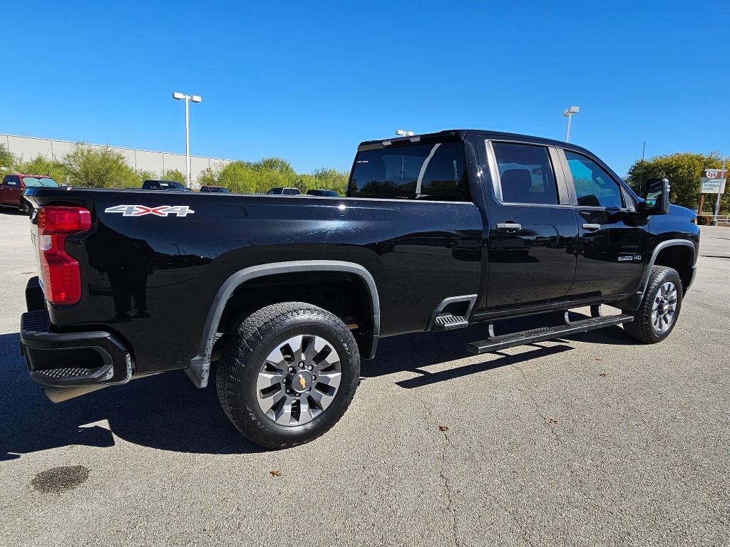 used 2022 Chevrolet Silverado 2500 car, priced at $46,898