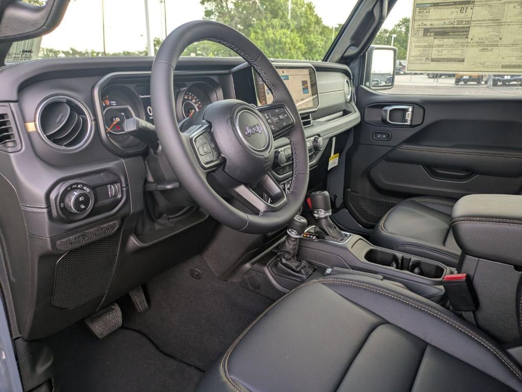 new 2025 Jeep Gladiator car, priced at $39,854