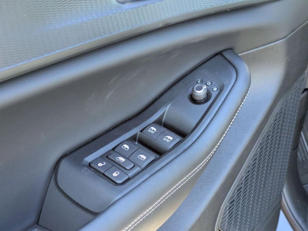 new 2025 Jeep Grand Cherokee car, priced at $33,625