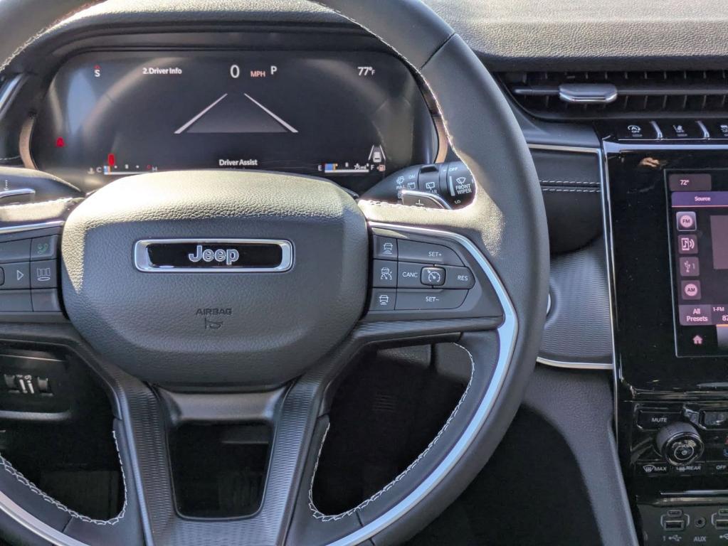 new 2025 Jeep Grand Cherokee car, priced at $33,625