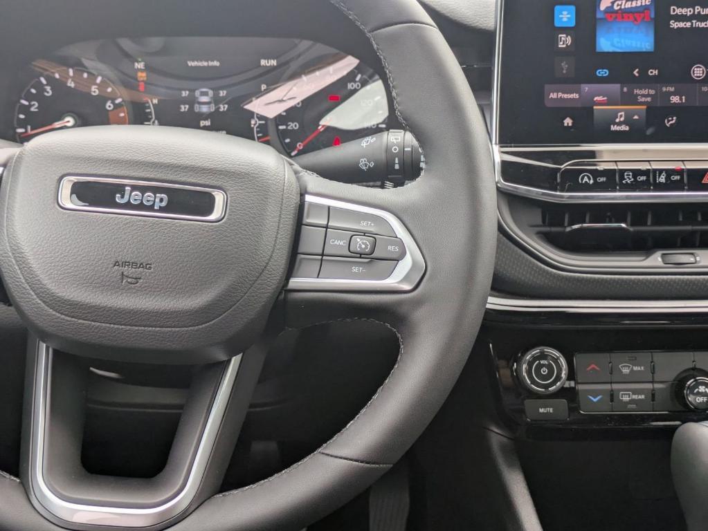 new 2025 Jeep Compass car, priced at $27,008
