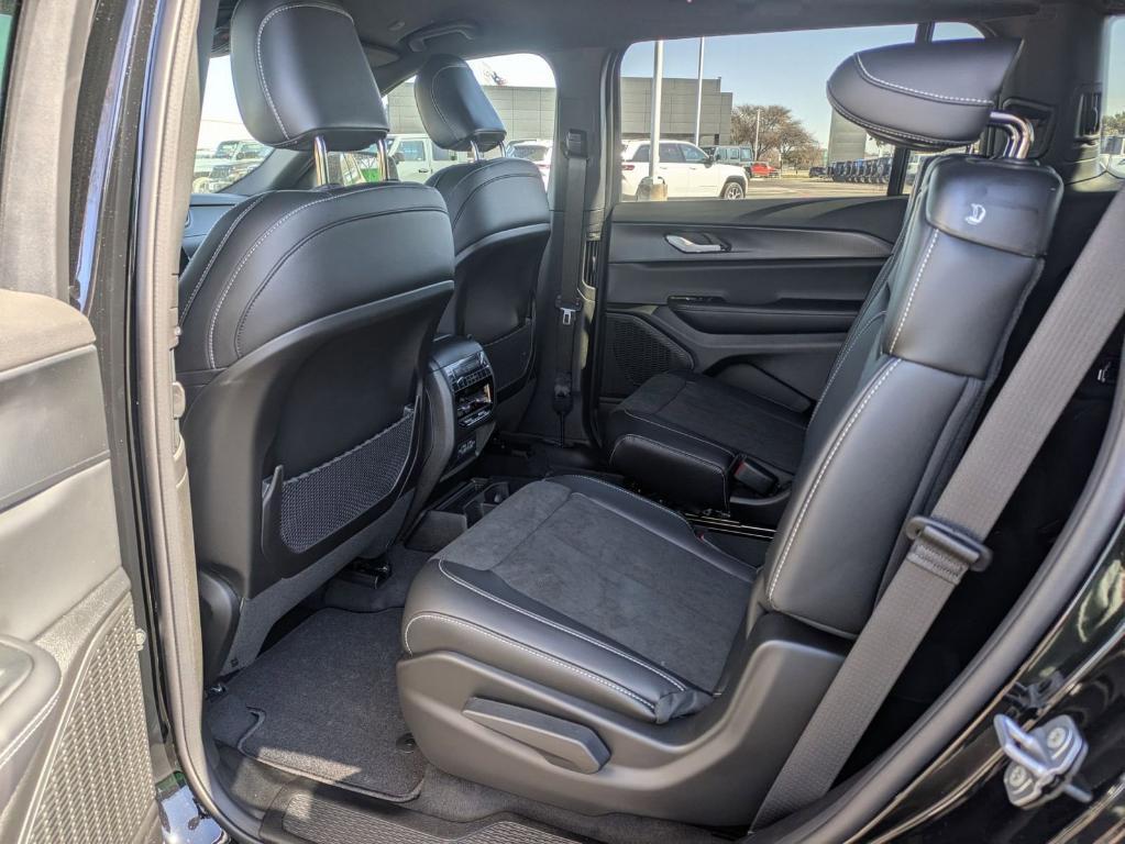 new 2025 Jeep Grand Cherokee L car, priced at $37,420