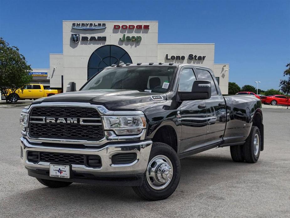 new 2024 Ram 3500 car, priced at $66,860