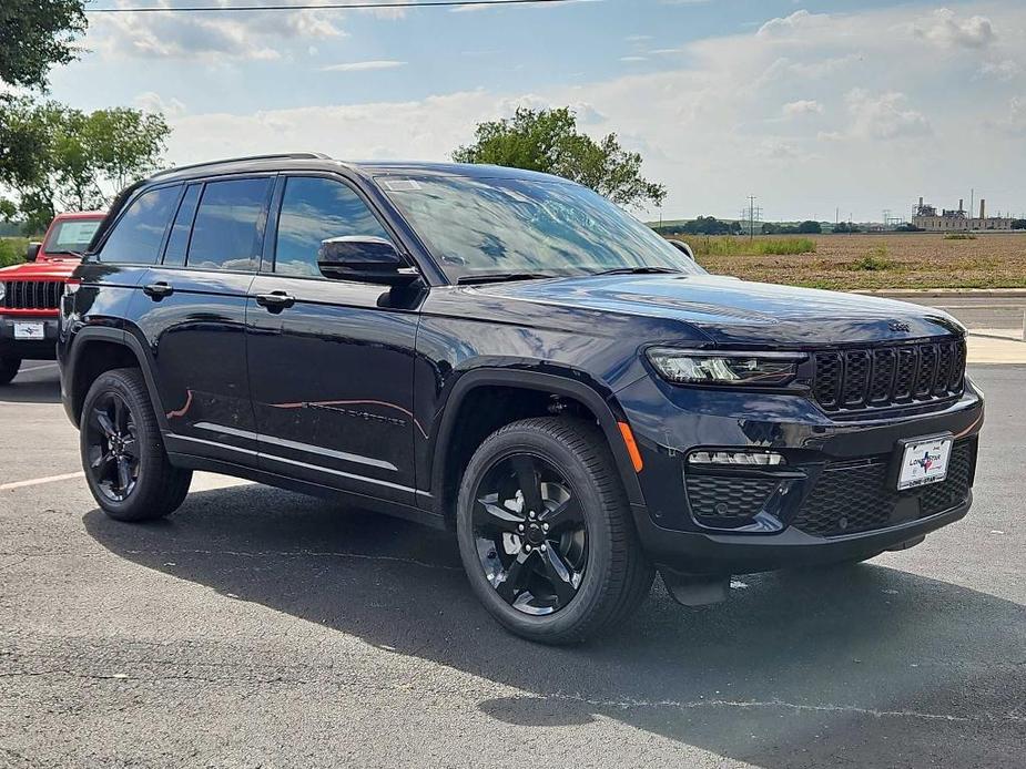 new 2024 Jeep Grand Cherokee car, priced at $49,455