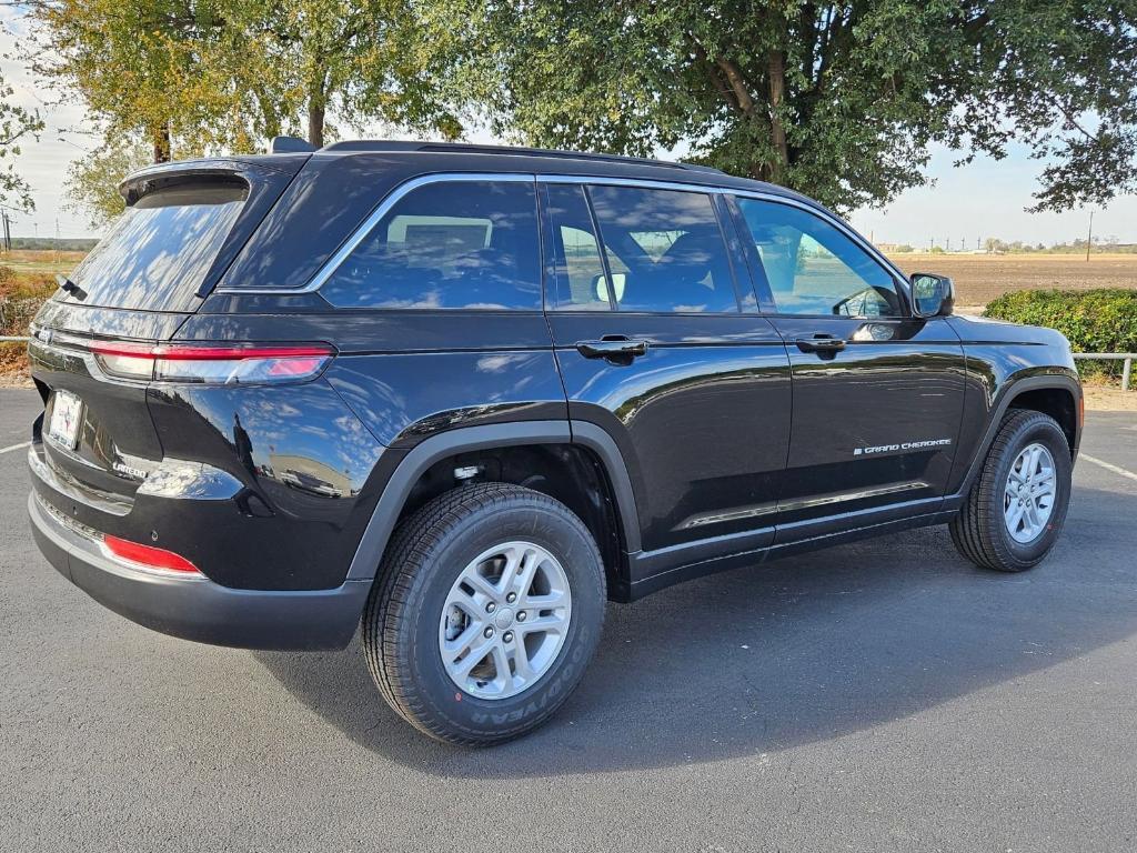 new 2025 Jeep Grand Cherokee car, priced at $35,525