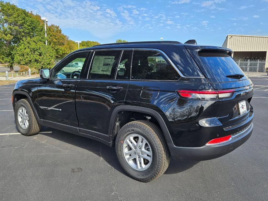 new 2025 Jeep Grand Cherokee car, priced at $35,525