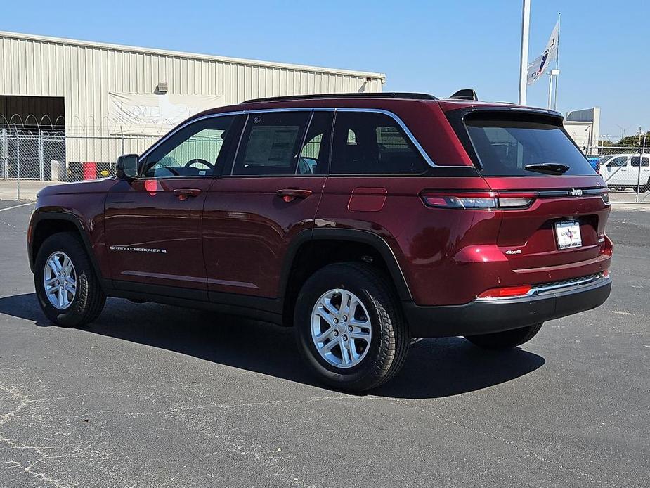 new 2025 Jeep Grand Cherokee car, priced at $40,425