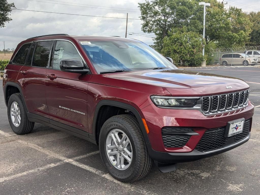 new 2025 Jeep Grand Cherokee car, priced at $35,525