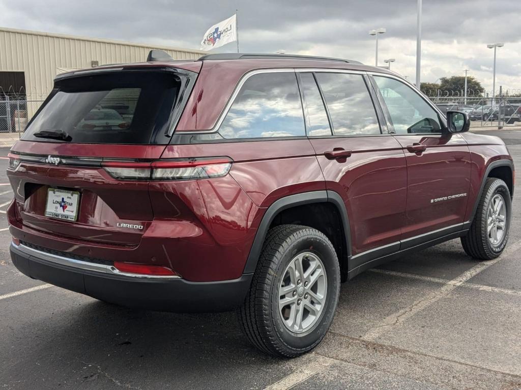 new 2025 Jeep Grand Cherokee car, priced at $35,525