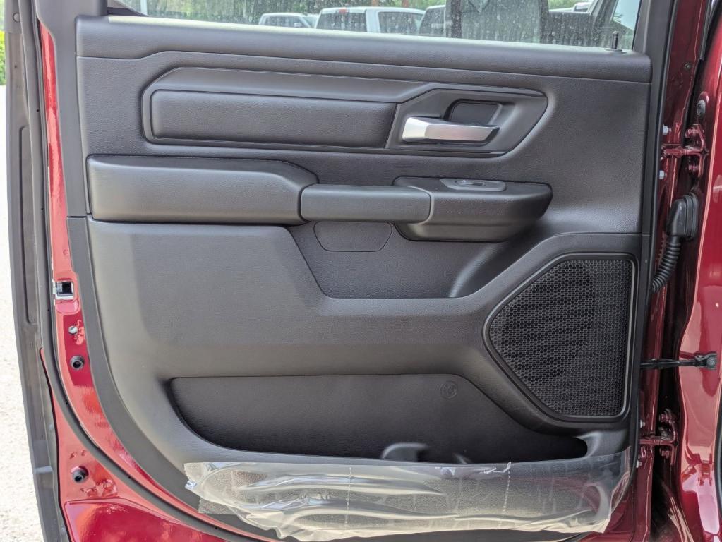 new 2025 Ram 1500 car, priced at $44,565