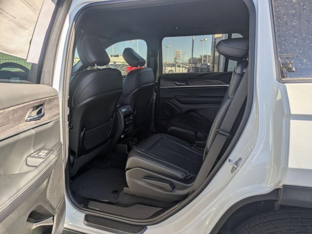 new 2025 Jeep Grand Cherokee L car, priced at $42,730