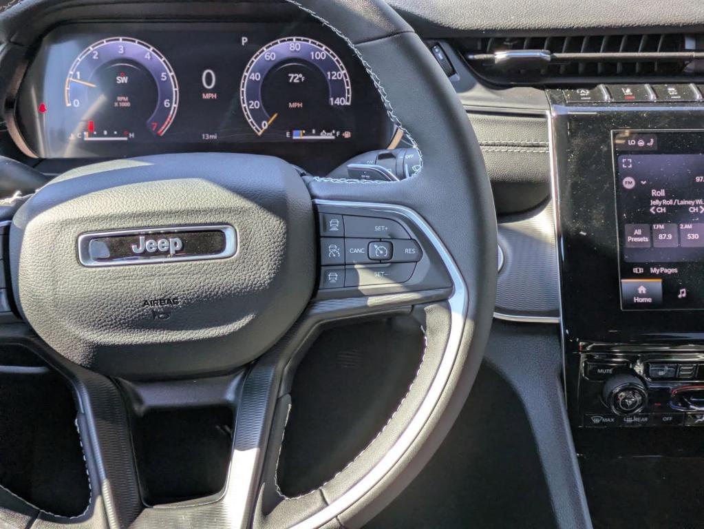 new 2025 Jeep Grand Cherokee car, priced at $38,730