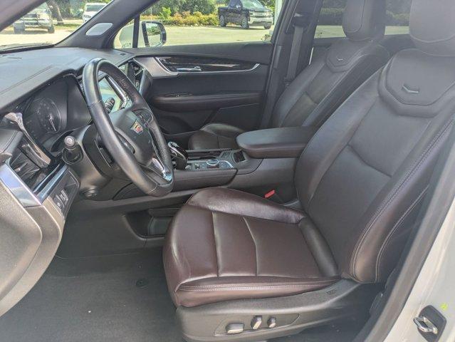 used 2022 Cadillac XT6 car, priced at $28,607