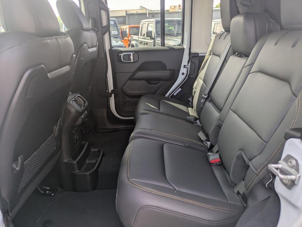 new 2025 Jeep Wrangler car, priced at $48,775