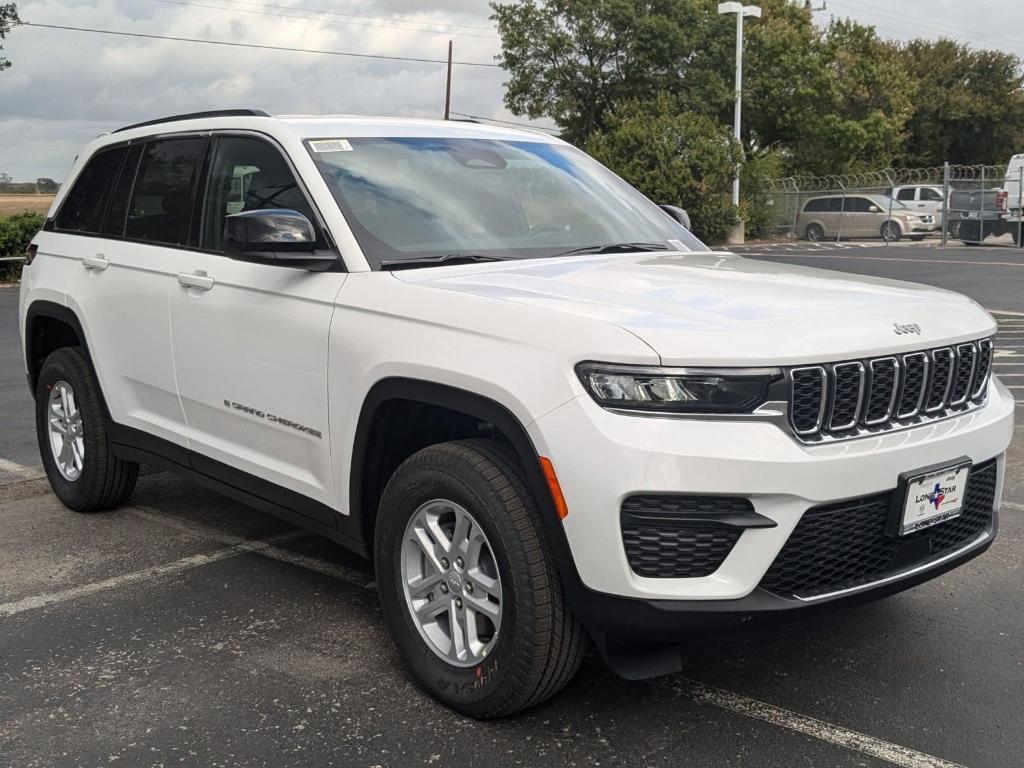 new 2025 Jeep Grand Cherokee car, priced at $34,930