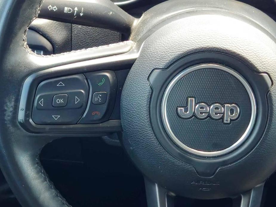 used 2022 Jeep Gladiator car, priced at $35,074