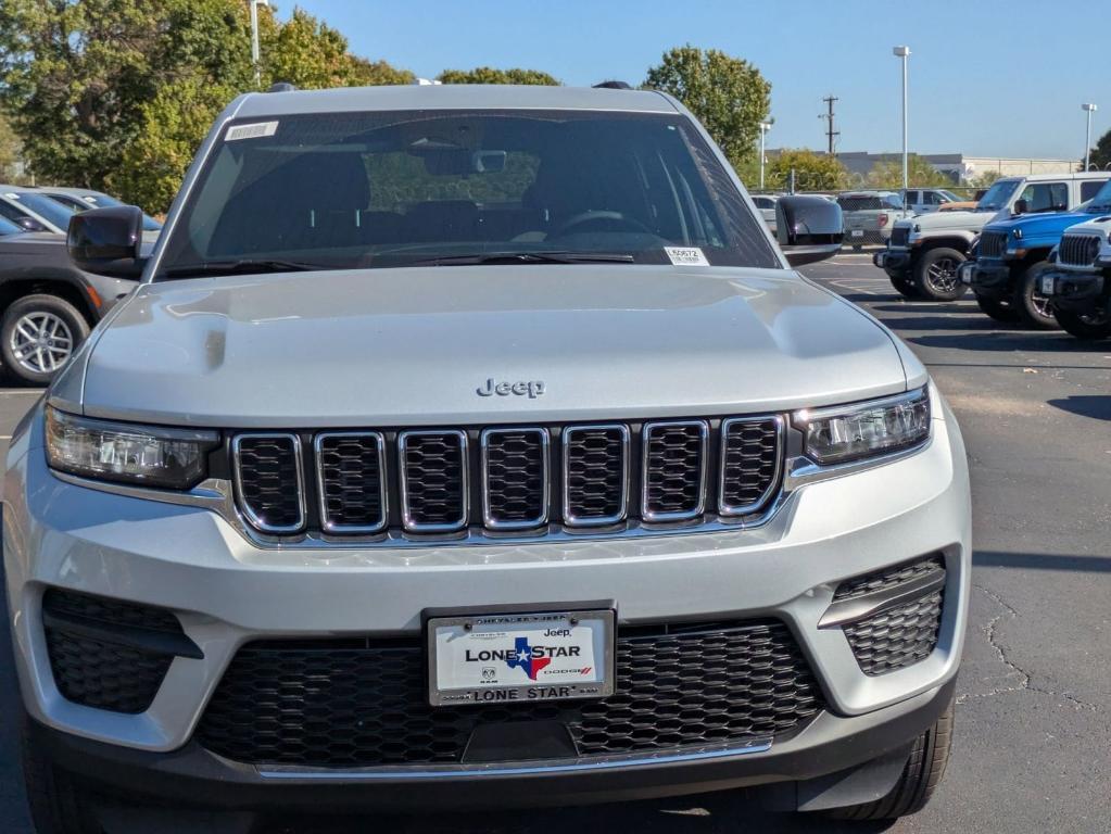 new 2025 Jeep Grand Cherokee car, priced at $34,625