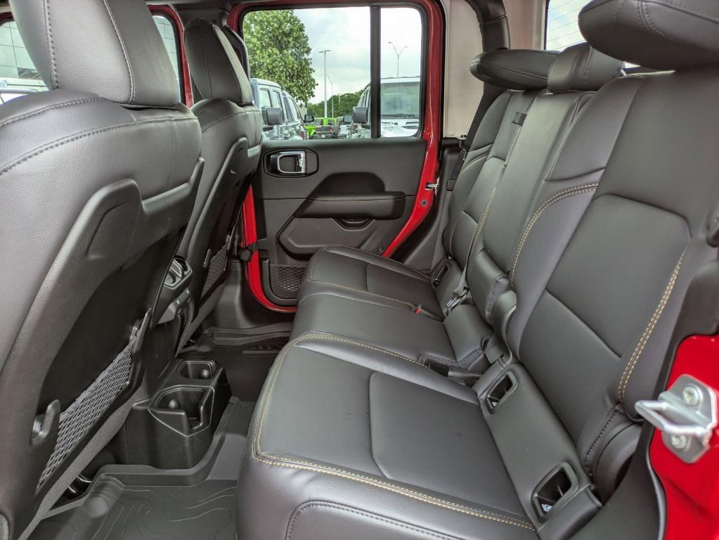 new 2025 Jeep Gladiator car, priced at $40,024