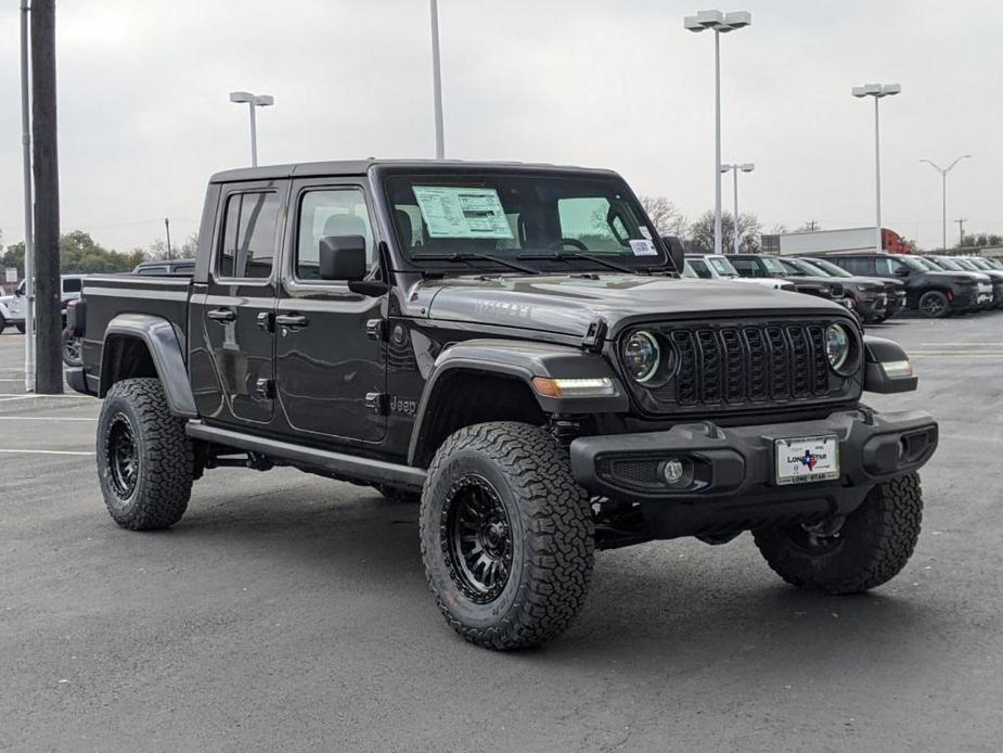 new 2024 Jeep Gladiator car