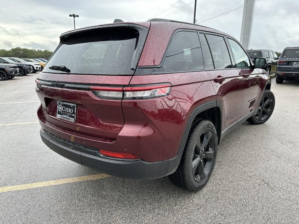 new 2024 Jeep Grand Cherokee car, priced at $44,175