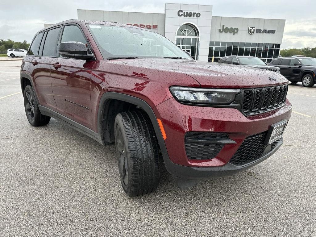 new 2024 Jeep Grand Cherokee car, priced at $44,175