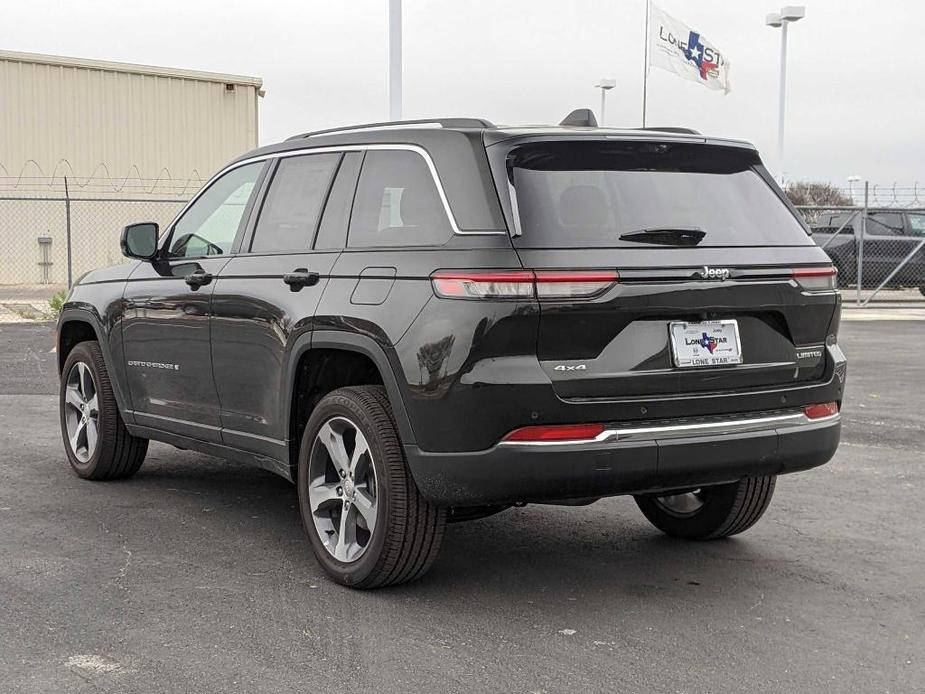 new 2024 Jeep Grand Cherokee car, priced at $44,370