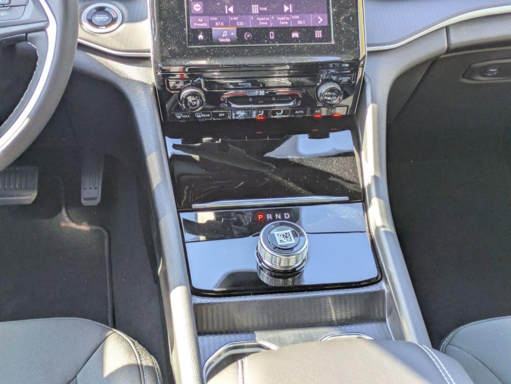 new 2025 Jeep Grand Cherokee car, priced at $34,625