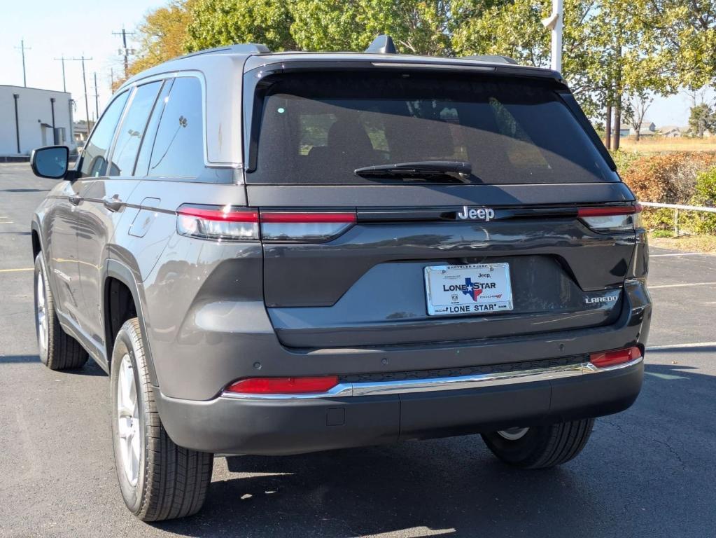 new 2025 Jeep Grand Cherokee car, priced at $34,625