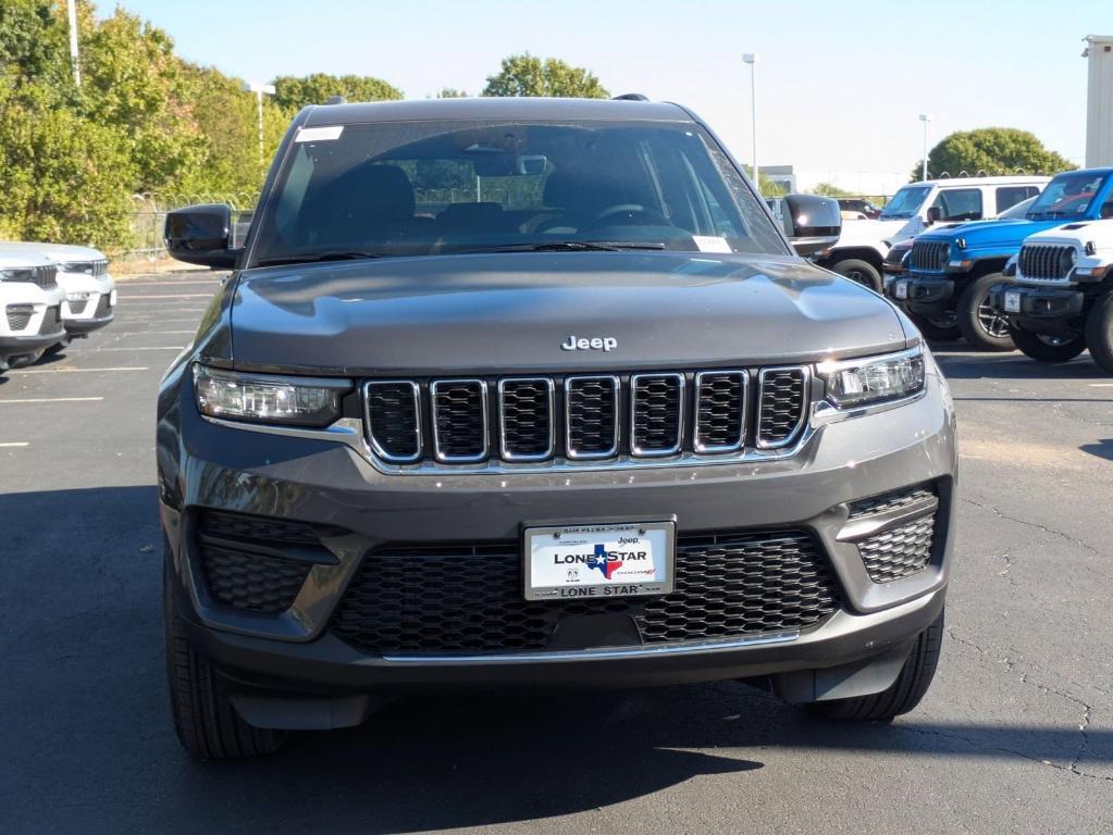 new 2025 Jeep Grand Cherokee car, priced at $34,625