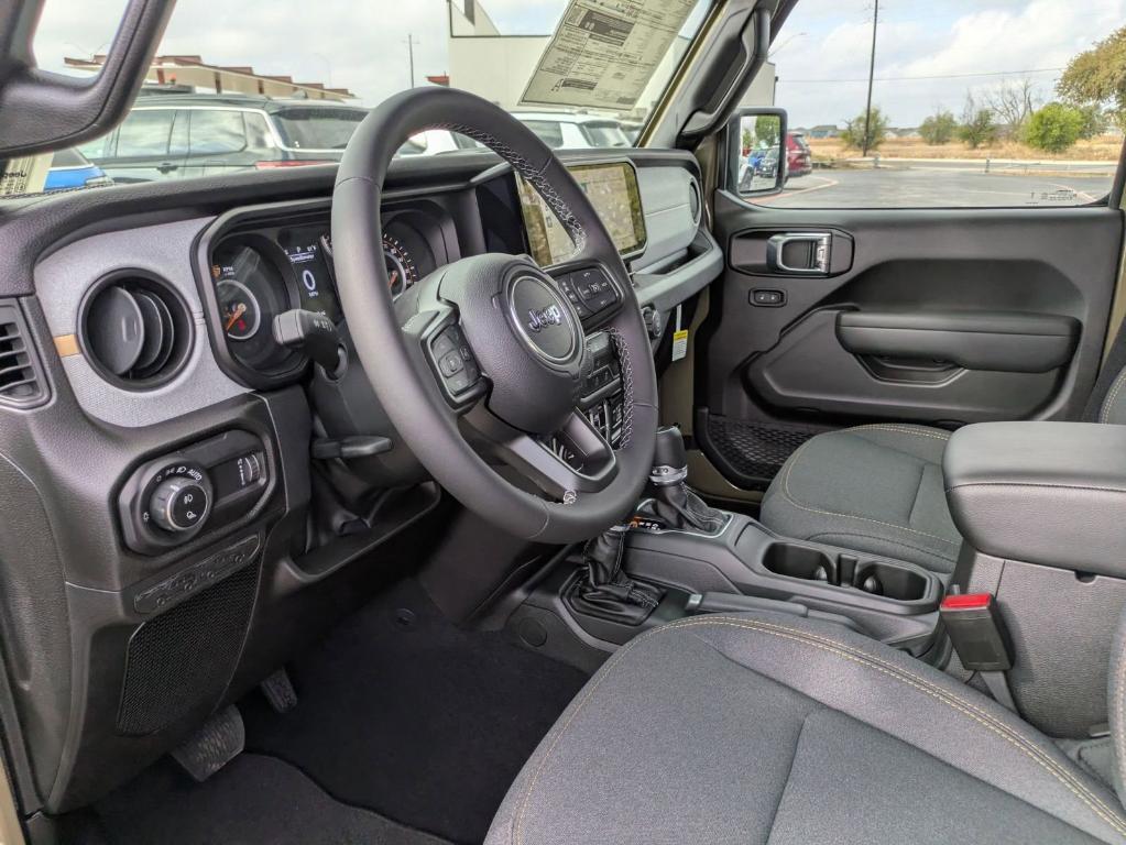 new 2025 Jeep Gladiator car, priced at $40,435