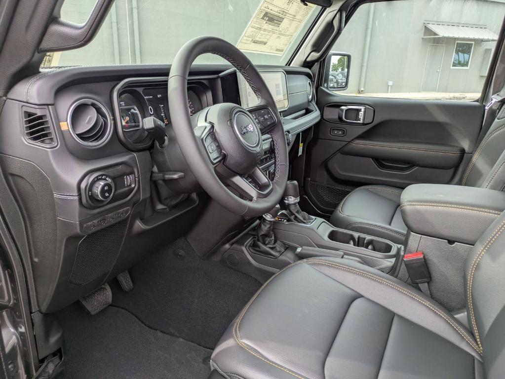 new 2025 Jeep Gladiator car, priced at $39,854