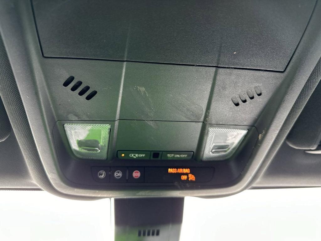 used 2022 Chevrolet Equinox car, priced at $31,900