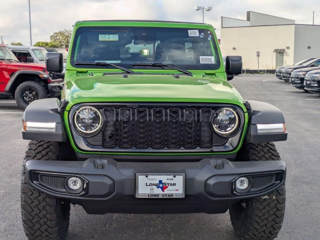 new 2025 Jeep Wrangler car, priced at $47,275