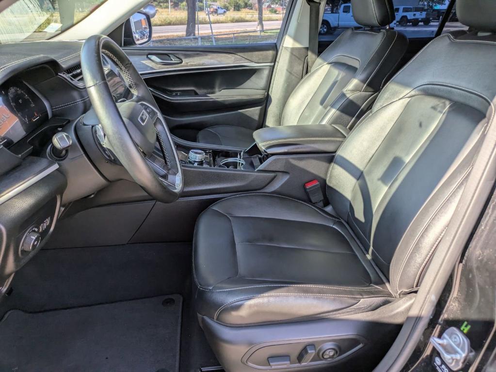 used 2022 Jeep Grand Cherokee L car, priced at $35,995