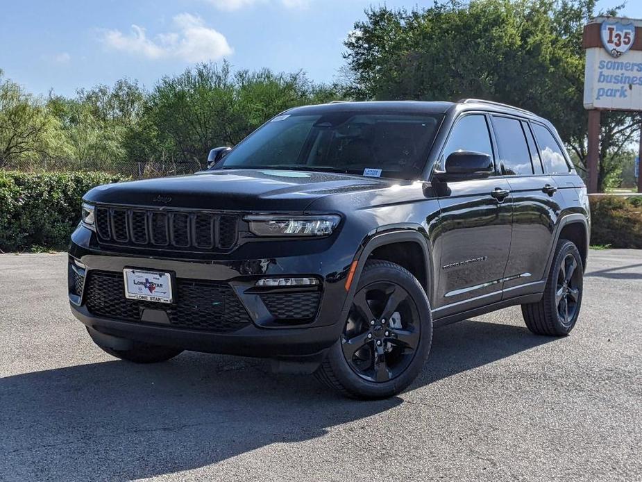 new 2024 Jeep Grand Cherokee car, priced at $42,415