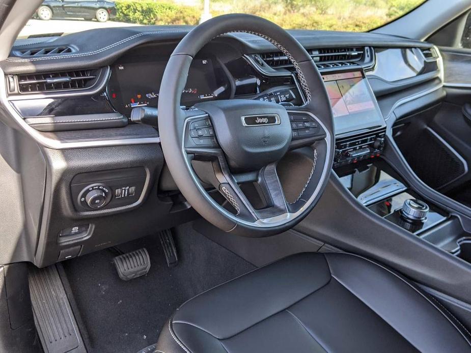 new 2024 Jeep Grand Cherokee car, priced at $42,415