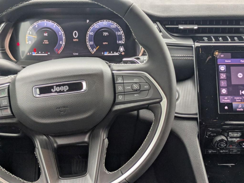 new 2025 Jeep Grand Cherokee car, priced at $33,870