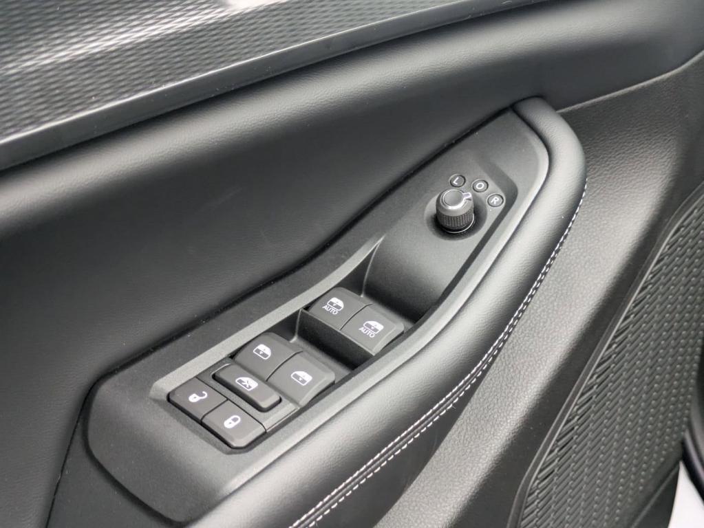 new 2025 Jeep Grand Cherokee car, priced at $33,870