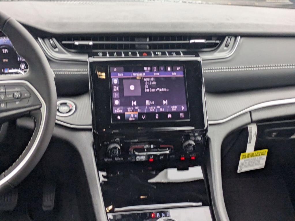 new 2025 Jeep Grand Cherokee car, priced at $33,870