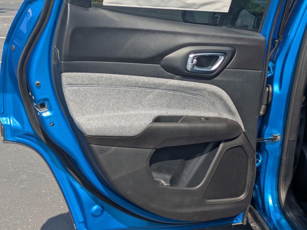 new 2025 Jeep Compass car, priced at $25,413