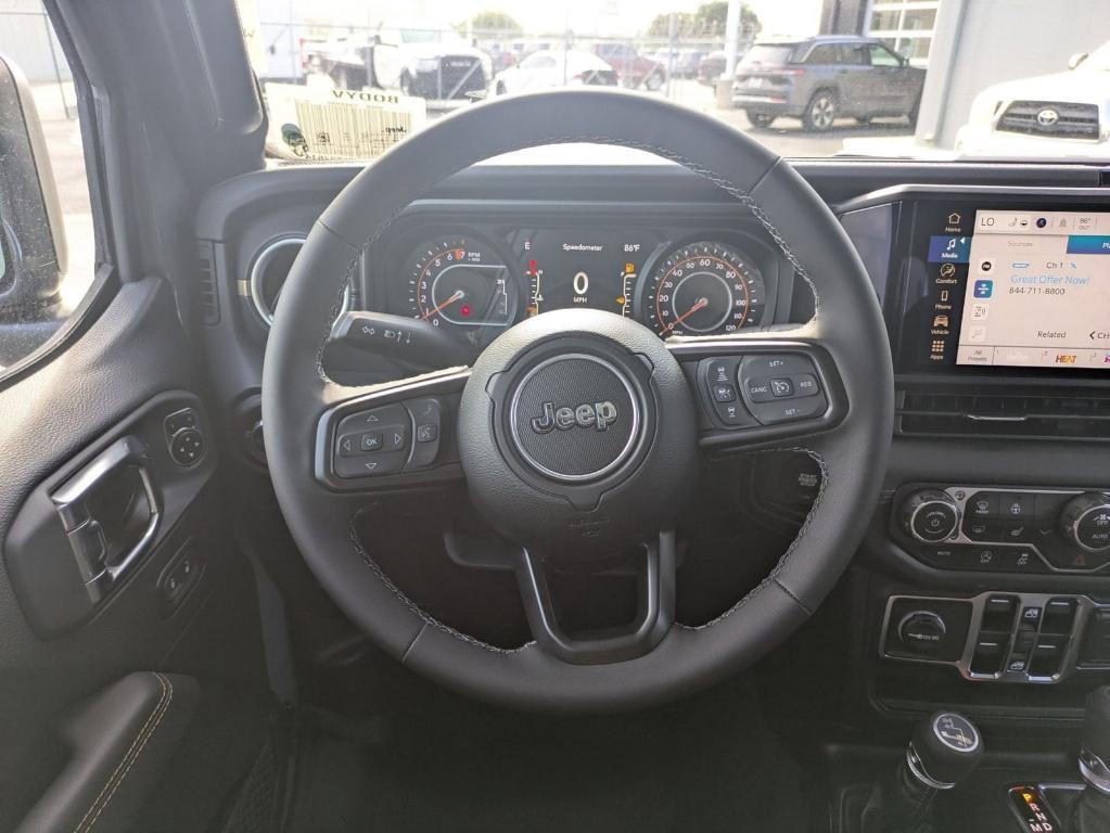 new 2025 Jeep Gladiator car, priced at $40,679