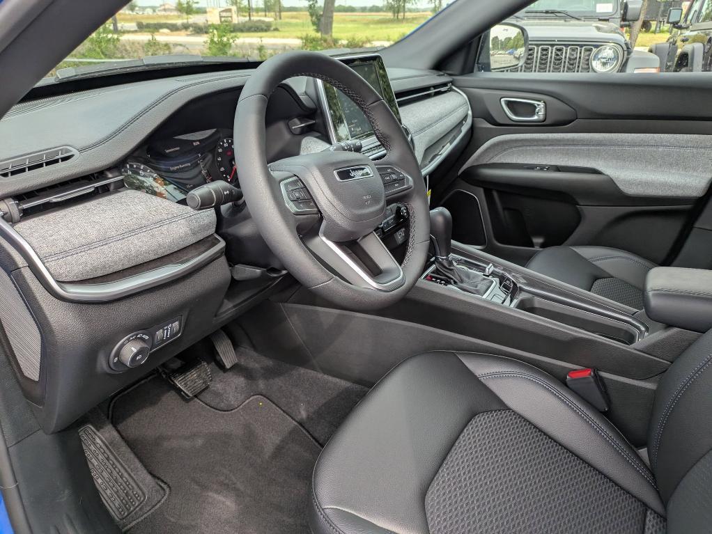 new 2025 Jeep Compass car, priced at $25,210