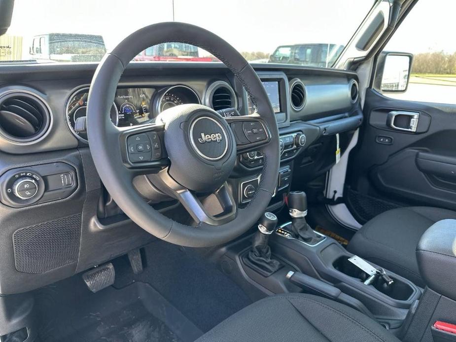 new 2023 Jeep Gladiator car, priced at $47,750