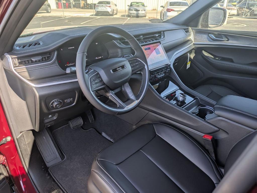 new 2025 Jeep Grand Cherokee L car, priced at $45,940