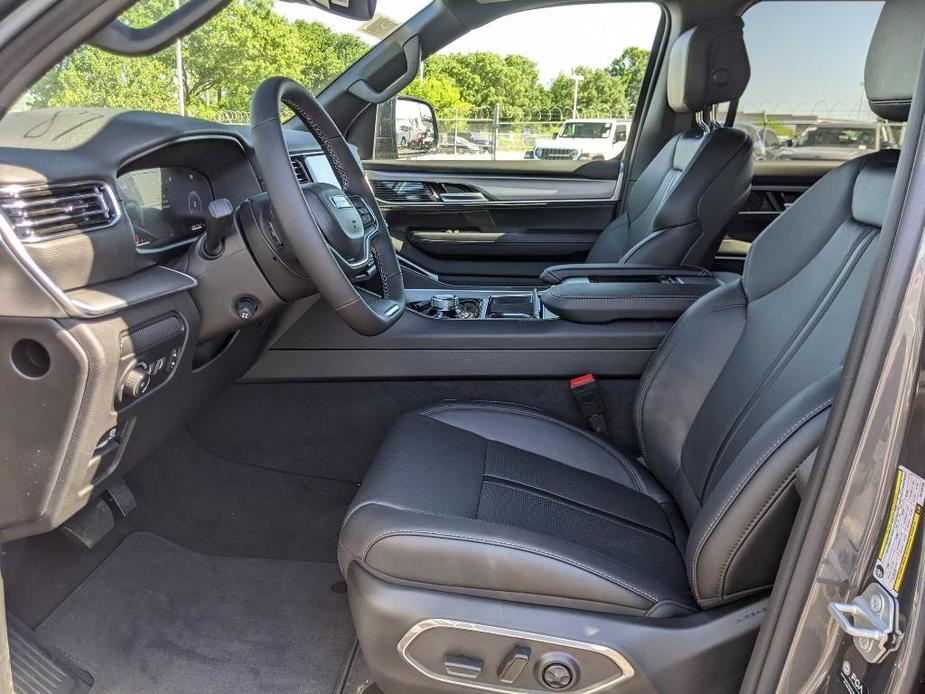 new 2024 Jeep Wagoneer L car, priced at $75,030