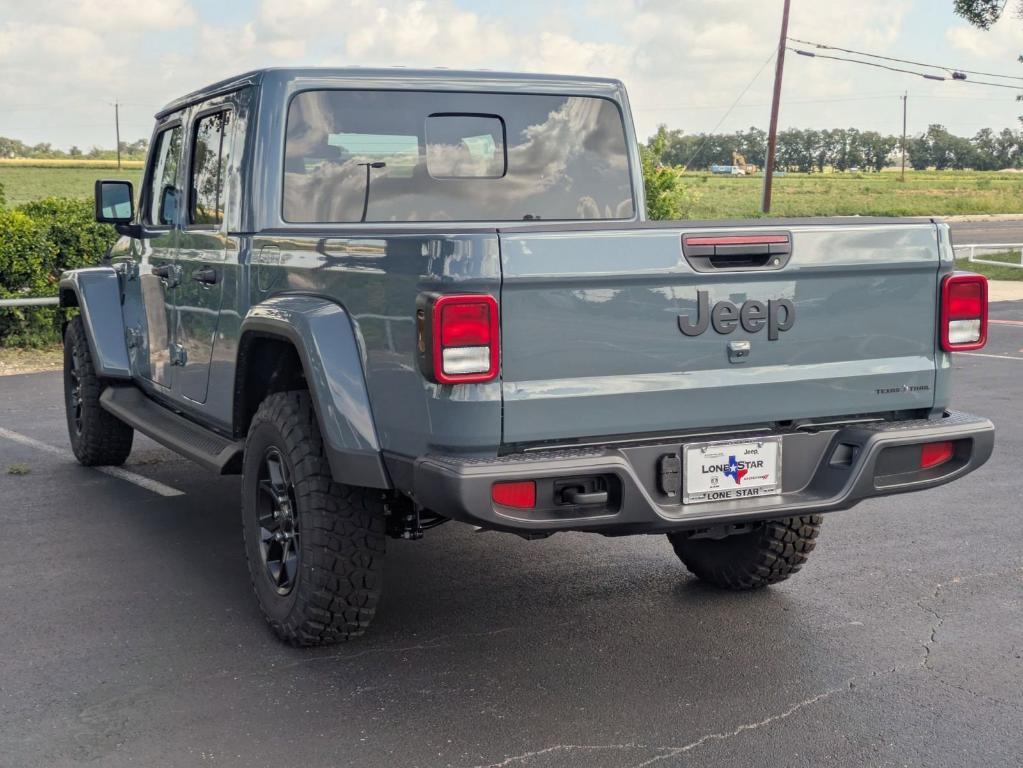 new 2025 Jeep Gladiator car, priced at $39,854