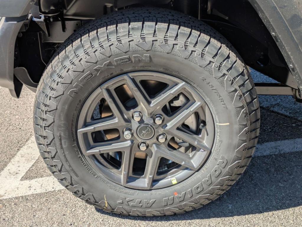 new 2025 Jeep Wrangler car, priced at $43,185