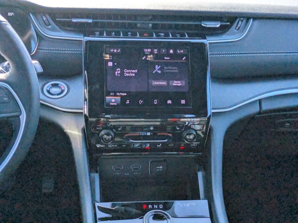 new 2025 Jeep Grand Cherokee car, priced at $38,730