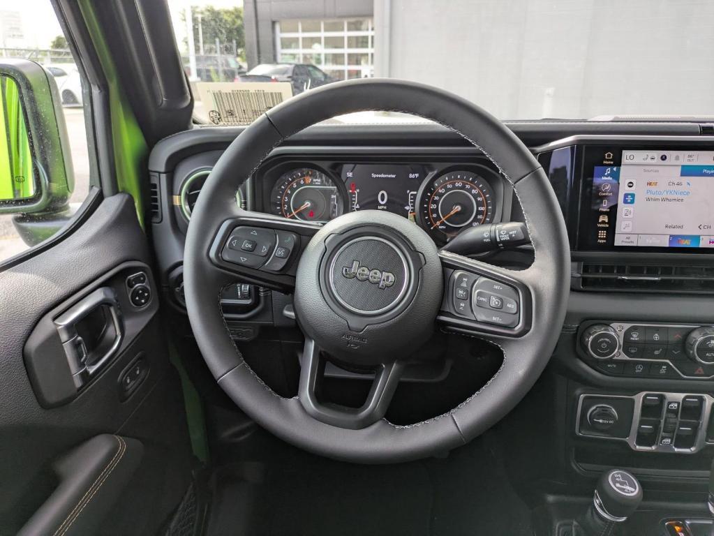 new 2025 Jeep Gladiator car, priced at $39,854