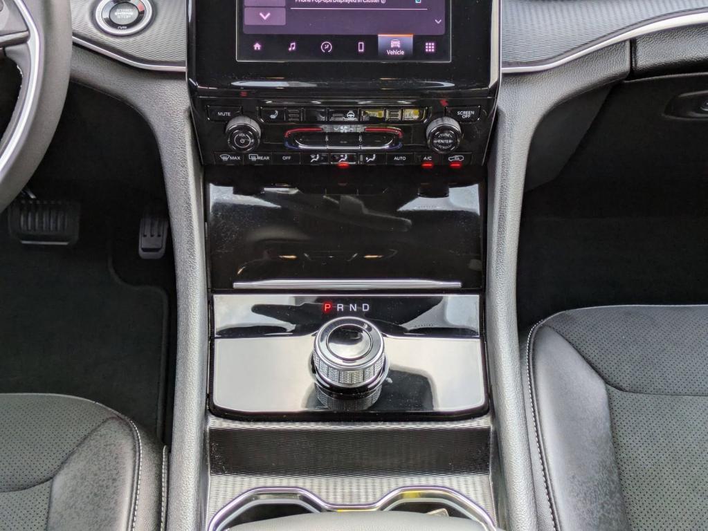 used 2025 Jeep Grand Cherokee L car, priced at $40,149